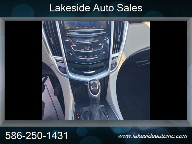 2015 Cadillac SRX Luxury Collection  Cadillac SRX  Wheel Drive Low Miles!!! - Photo 15 - Clinton Township, MI 48036