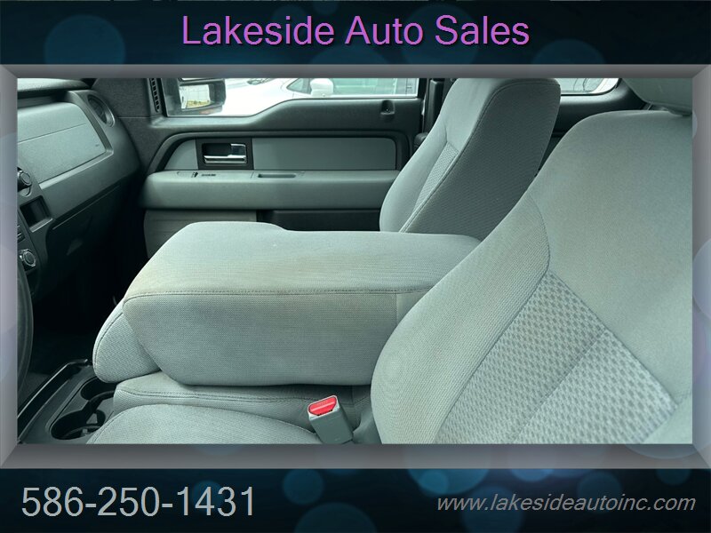 2013 Ford F-150 XL  CREW CAB SXT - Photo 5 - Clinton Township, MI 48036