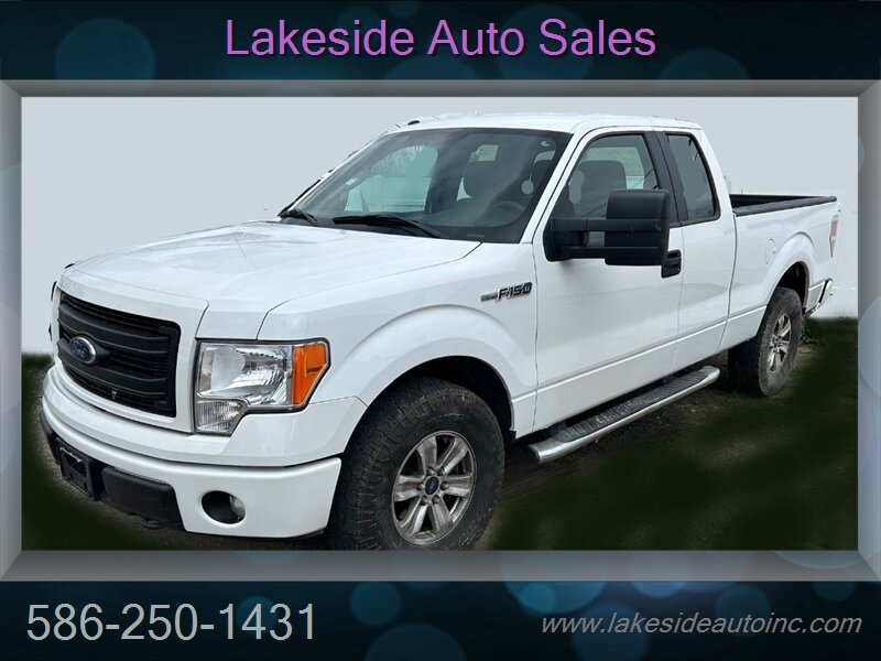 2013 Ford F-150 XL  CREW CAB SXT - Photo 2 - Clinton Township, MI 48036