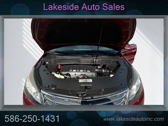 2017 Chevrolet Traverse LT   - Photo 5 - Clinton Township, MI 48036