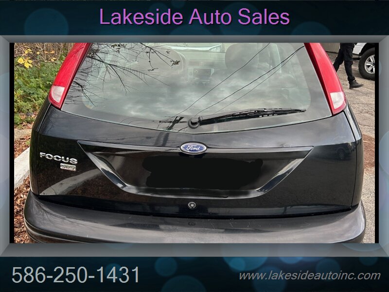 2007 Ford Focus ZX5 S   - Photo 4 - Clinton Township, MI 48036