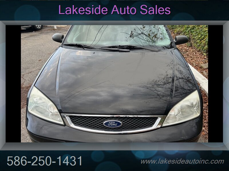 2007 Ford Focus ZX5 S   - Photo 2 - Clinton Township, MI 48036