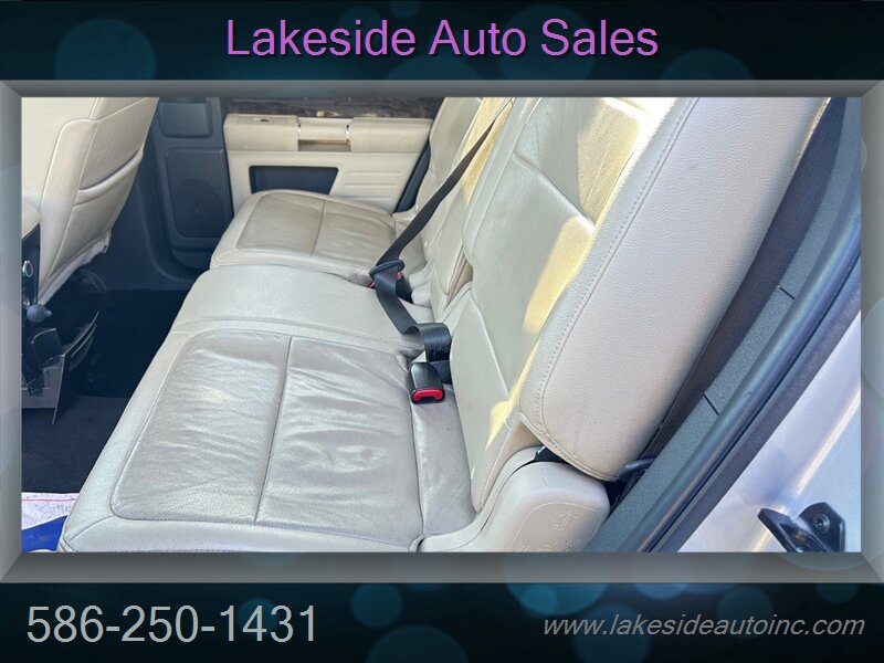 2019 Ford Flex Limited   - Photo 8 - Clinton Township, MI 48036