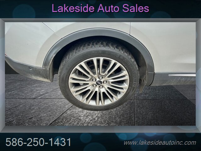 2017 Lincoln MKX Reserve   - Photo 8 - Clinton Township, MI 48036