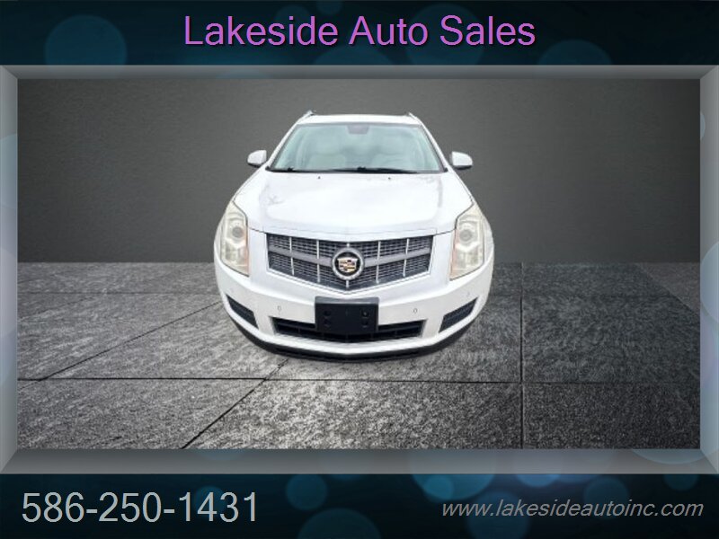 2011 Cadillac SRX Luxury Collection   - Photo 2 - Clinton Township, MI 48036