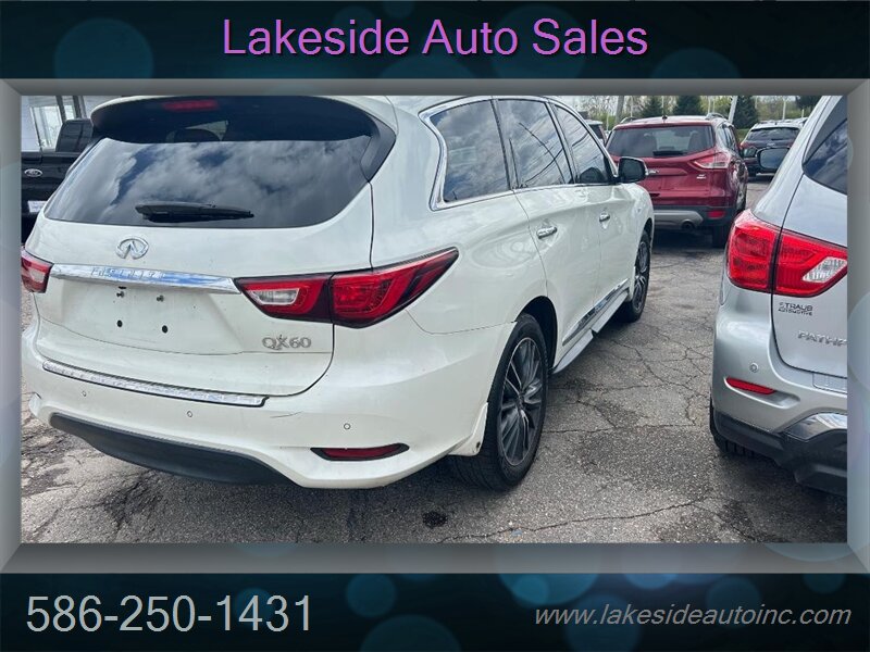 2018 INFINITI QX60 - Photo 8 - Clinton Township, MI 48036