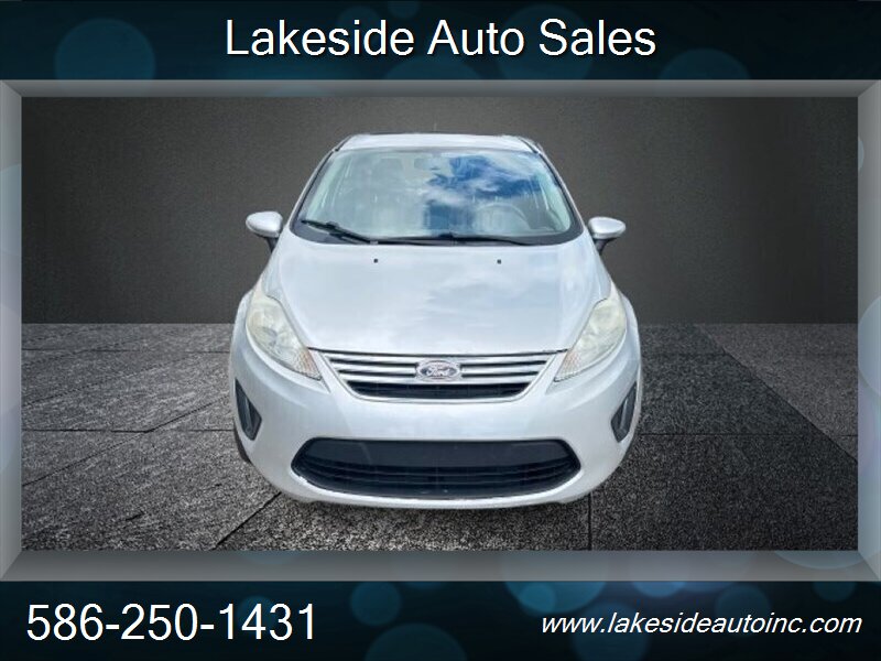 2011 Ford Fiesta SEL 4 Door, 83K Miles, Sunroof, 38 Mpg - Photo 3 - Clinton Township, MI 48036