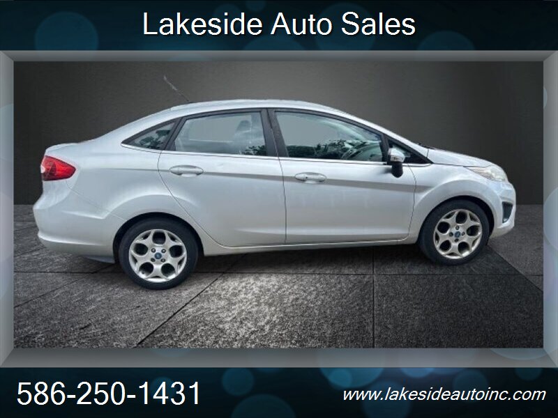 2011 Ford Fiesta SEL 4 Door, 83K Miles, Sunroof, 38 Mpg - Photo 5 - Clinton Township, MI 48036