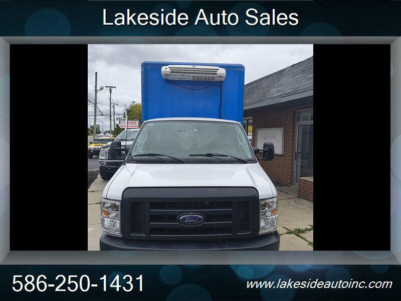 2023 Ford E350 -Series Van-BOX TRUCK REFRIGERATION 12 FOOT FIBERGLASS BOX 7.3 V8 - Photo 1 - Clinton Township, MI 48036