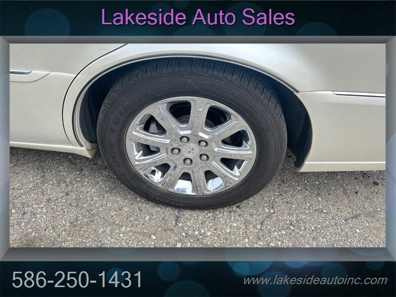 2008 Cadillac DTS   - Photo 13 - Clinton Township, MI 48036