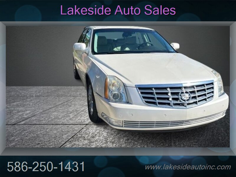 2008 Cadillac DTS   - Photo 4 - Clinton Township, MI 48036