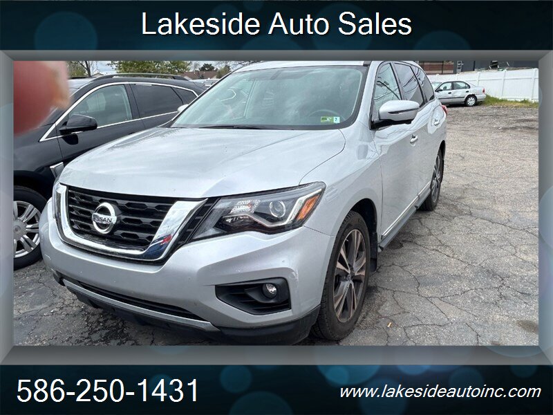 2017 Nissan Pathfinder S PLATINUM - Photo 2 - Clinton Township, MI 48036