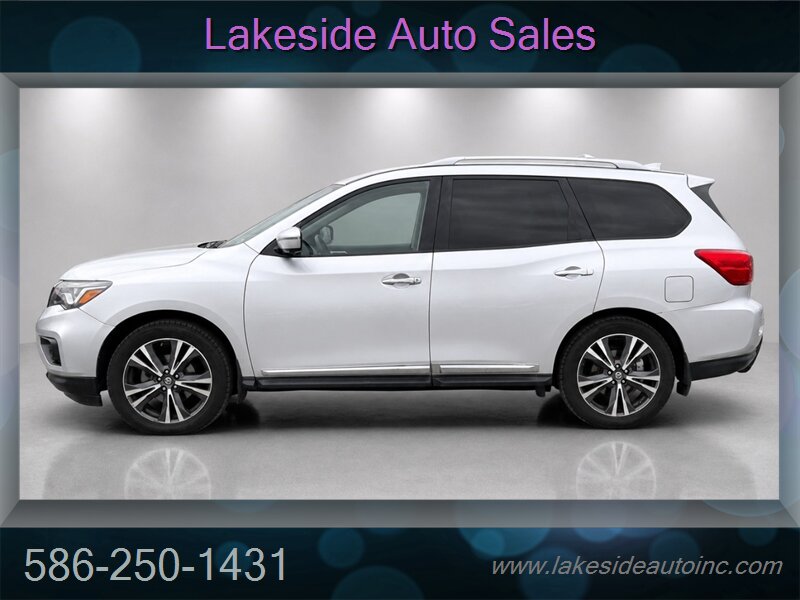 2017 Nissan Pathfinder S  PLATINUM - Photo 4 - Clinton Township, MI 48036