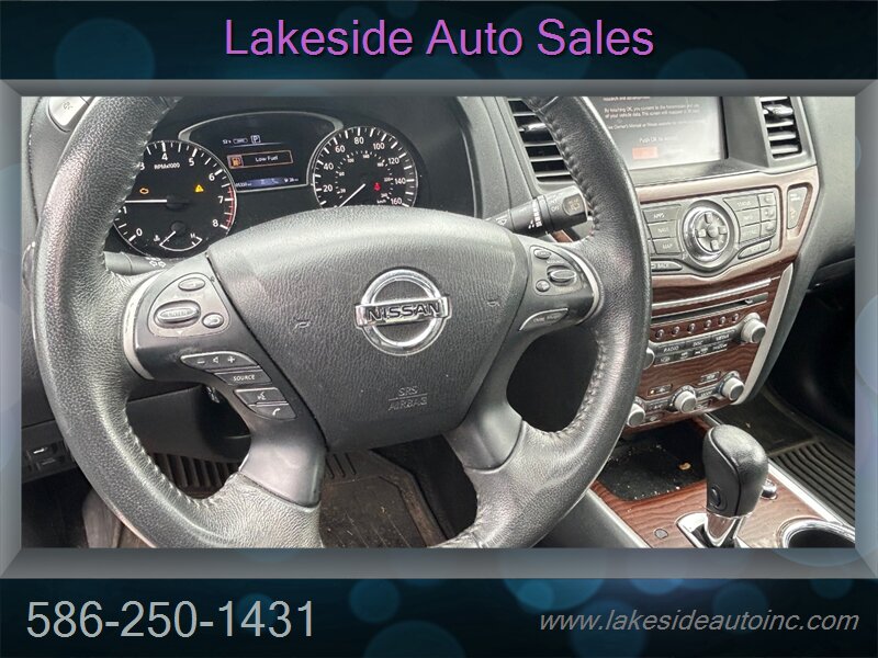 2017 Nissan Pathfinder S PLATINUM - Photo 10 - Clinton Township, MI 48036
