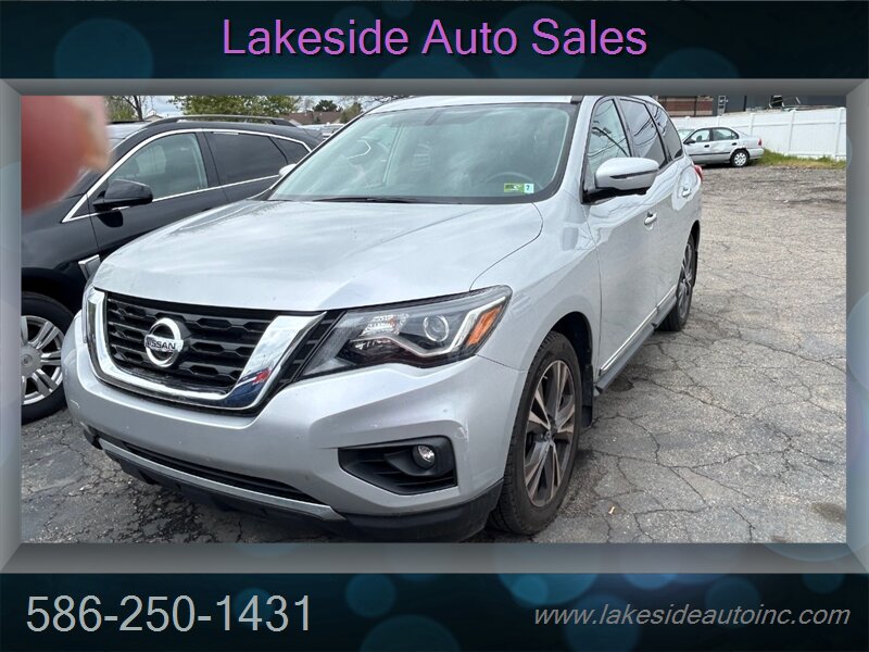 2017 Nissan Pathfinder S PLATINUM - Photo 2 - Clinton Township, MI 48036
