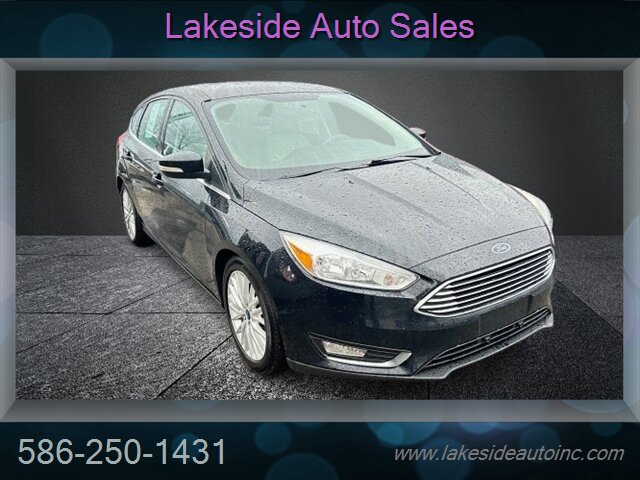 2016 Ford Focus Titanium's photo