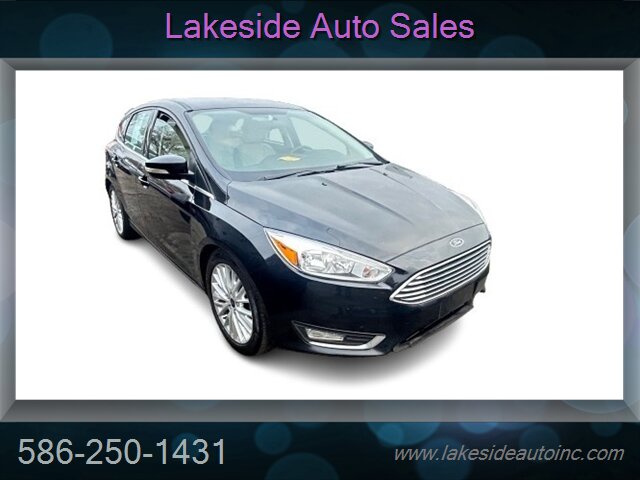 2016 Ford Focus Titanium   - Photo 1 - Clinton Township, MI 48036