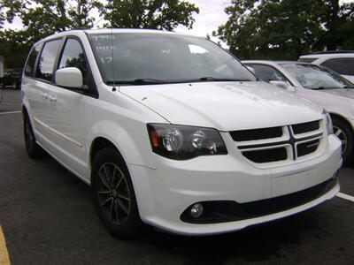 2017 Dodge Grand Caravan GT   - Photo 1 - Egg Harbor Township, NJ 08234