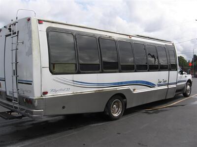 1999 Ford F550 Super Duty XLT Shuttle Bus  7.3 Power Stroke - Photo 4 - Portland, OR 97220