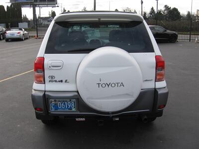 2001 Toyota RAV4   - Photo 3 - Portland, OR 97220