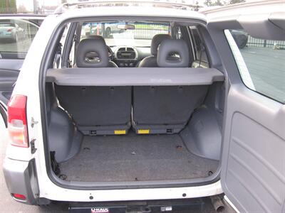 2001 Toyota RAV4   - Photo 9 - Portland, OR 97220