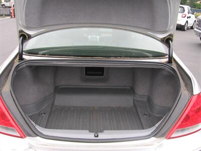 2005 Acura RL SH-AWD   - Photo 9 - Portland, OR 97220
