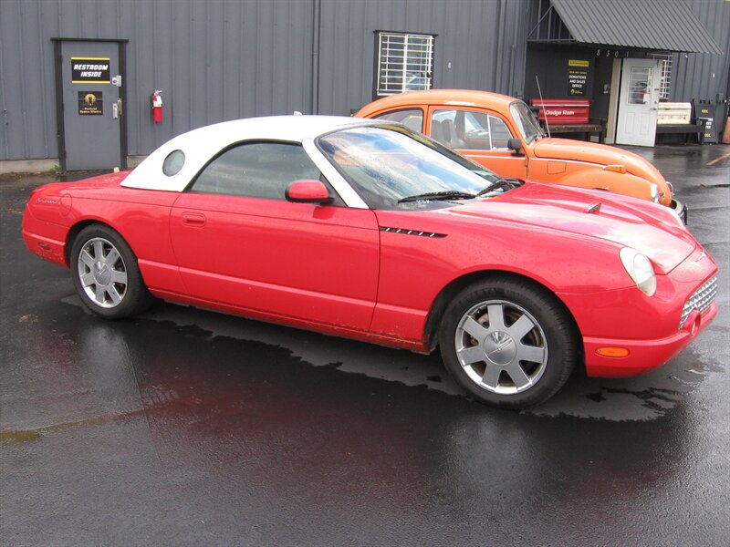 2002 Ford Thunderbird Deluxe   - Photo 1 - Portland, OR 97220