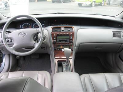 2002 Toyota Avalon XL   - Photo 10 - Portland, OR 97220