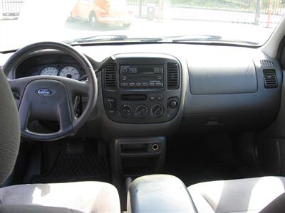 2003 Ford Escape XLS Popular   - Photo 10 - Portland, OR 97220