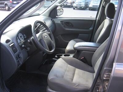 2003 Ford Escape XLS Popular   - Photo 7 - Portland, OR 97220