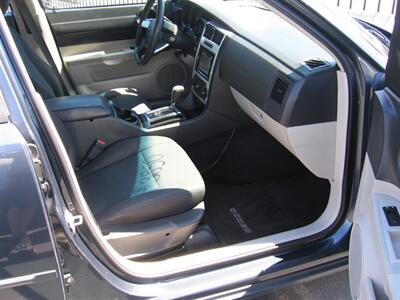 2007 Dodge Charger - Photo 10 - Portland, OR 97220