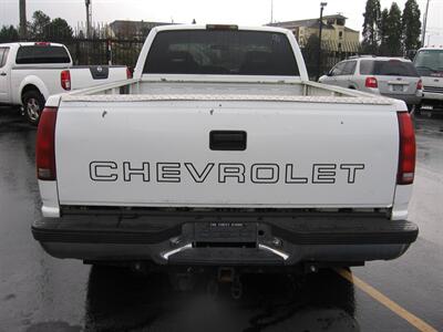1995 Chevrolet C2500 Cheyenne   - Photo 3 - Portland, OR 97220