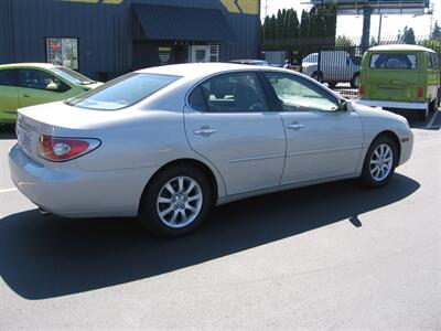 2002 Lexus ES 300   - Photo 4 - Portland, OR 97220