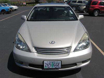 2002 Lexus ES 300   - Photo 6 - Portland, OR 97220