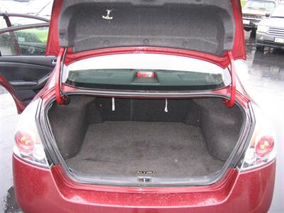 2010 Nissan Altima 2.5   - Photo 9 - Portland, OR 97220