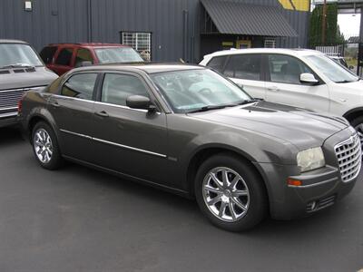 2009 Chrysler 300 Series Touring   - Photo 1 - Portland, OR 97220