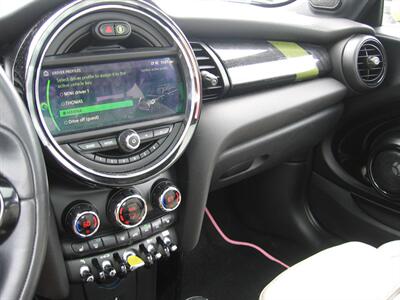 2020 MINI Hardtop 2 Door Cooper S   - Photo 13 - Portland, OR 97220