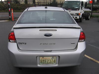 2010 Ford Focus SES   - Photo 3 - Portland, OR 97220