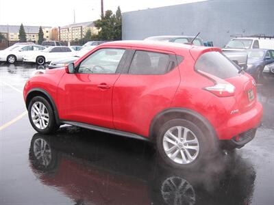 2015 Nissan Juke S   - Photo 2 - Portland, OR 97220