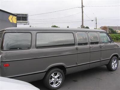1979 Dodge B200  Maxi Van - Photo 4 - Portland, OR 97220