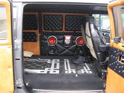 1979 Dodge B200  Maxi Van - Photo 11 - Portland, OR 97220