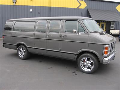 1979 Dodge B200  Maxi Van - Photo 5 - Portland, OR 97220