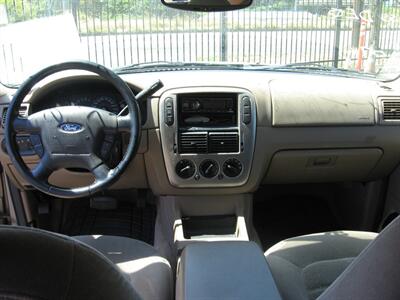 2003 Ford Explorer XLT 4dr XLT   - Photo 10 - Portland, OR 97220
