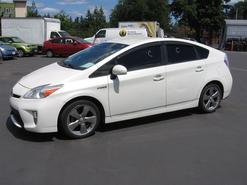 2013 Toyota Prius One  