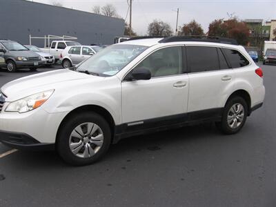 2011 Subaru Outback 2.5i   - Photo 2 - Portland, OR 97220