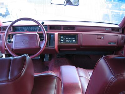 1991 Cadillac DeVille   - Photo 10 - Portland, OR 97220