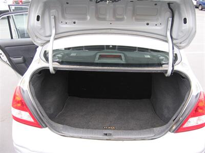 2011 Nissan Versa 1.6 Base   - Photo 9 - Portland, OR 97220