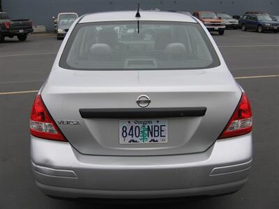 2011 Nissan Versa 1.6 Base   - Photo 3 - Portland, OR 97220