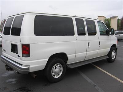2003 Ford Econoline Passenger Van   - Photo 4 - Portland, OR 97220