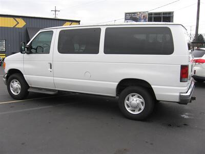 2003 Ford Econoline Passenger Van   - Photo 2 - Portland, OR 97220